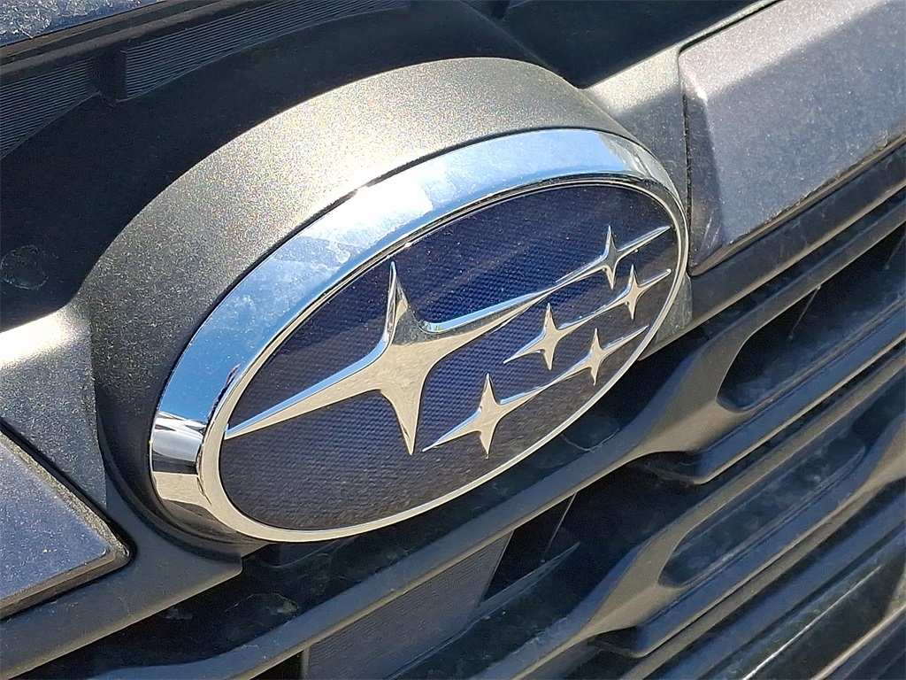 Vehicle image 5 of 5