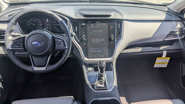 Vehicle image 14 of 18