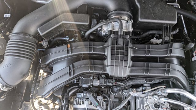 Vehicle image 16 of 18