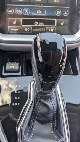 Vehicle image 8 of 18