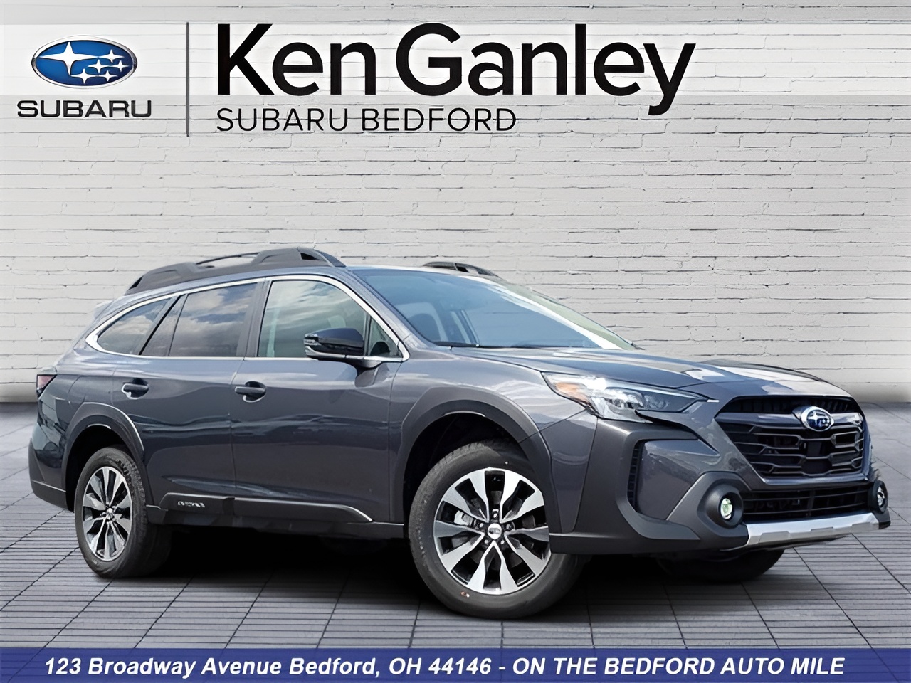 Vehicle image 14 of 17