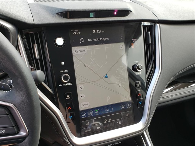 Vehicle image 11 of 17
