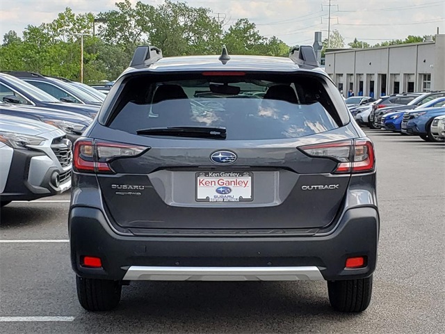 Vehicle image 5 of 17