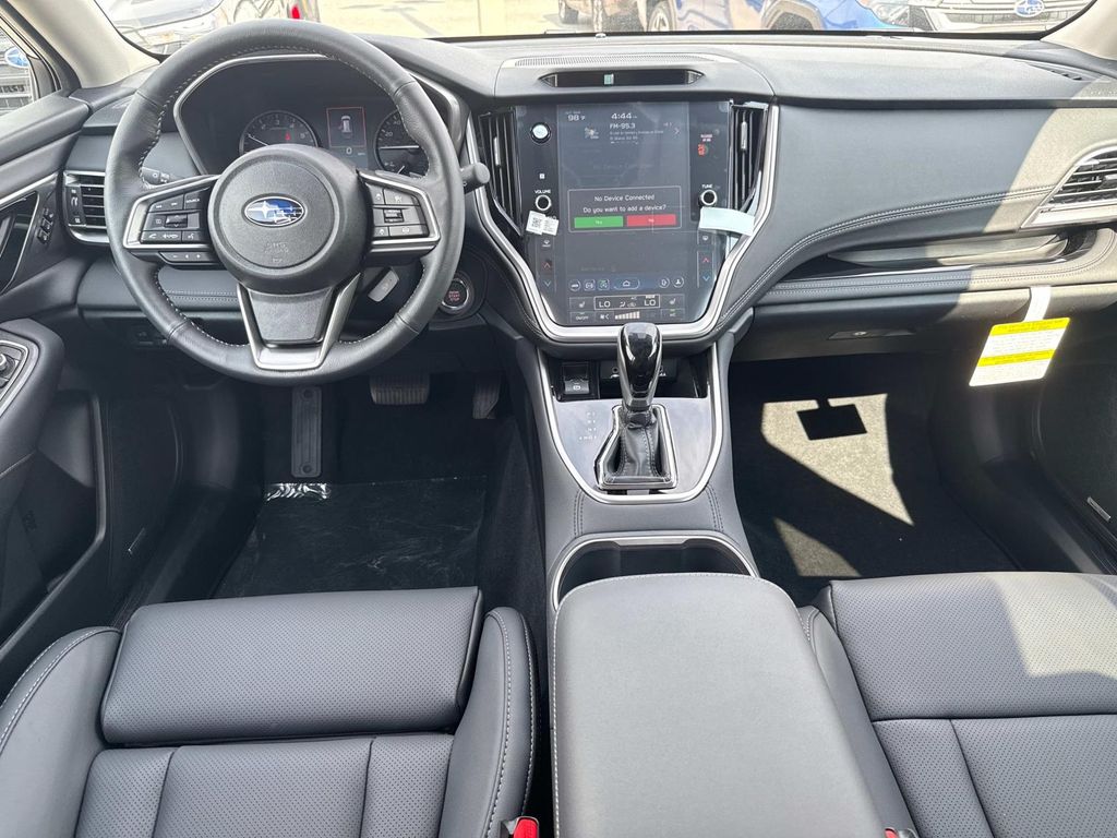 Vehicle image 14 of 30