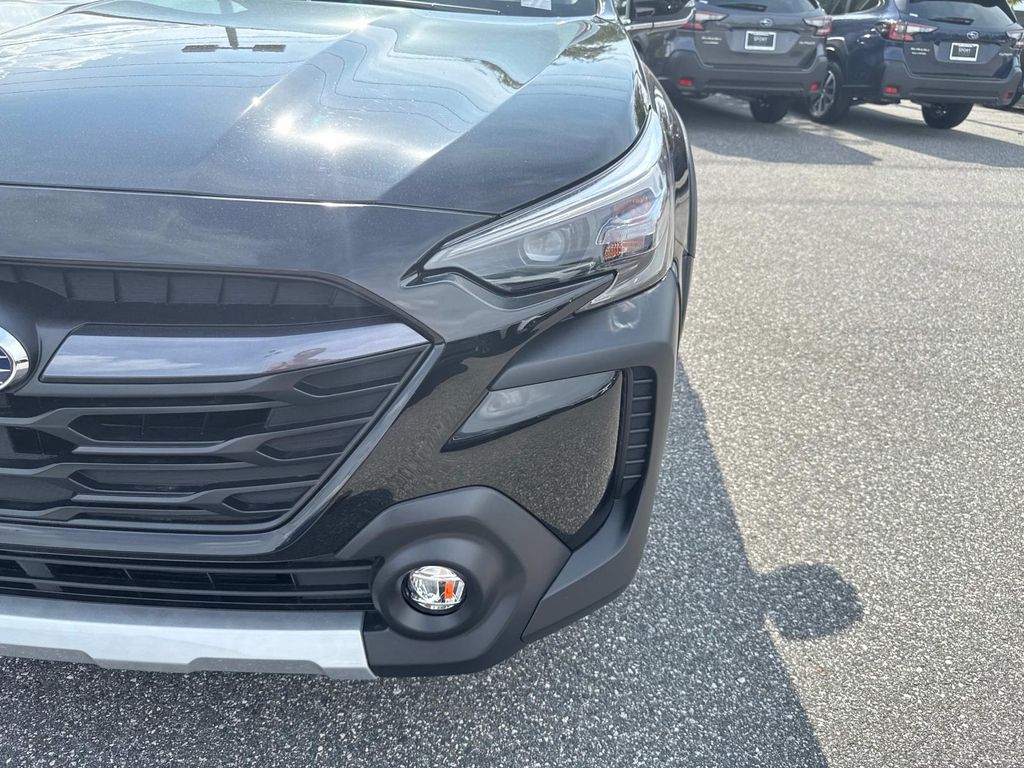 Vehicle image 8 of 30