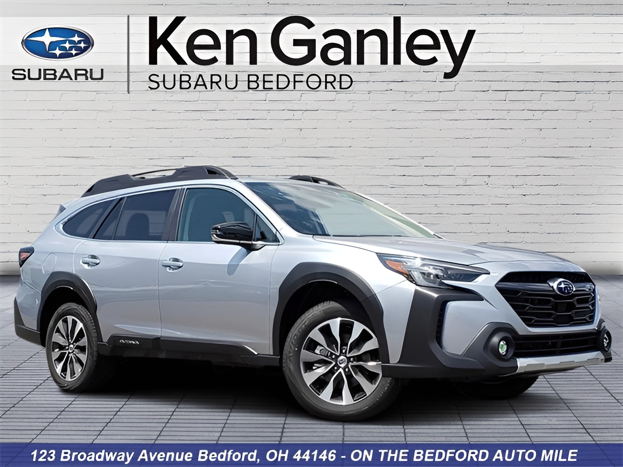 Vehicle image 14 of 17