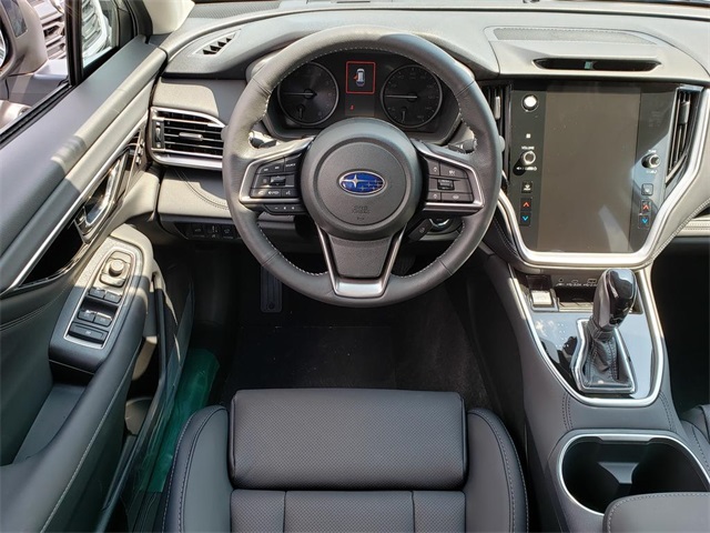 Vehicle image 10 of 17