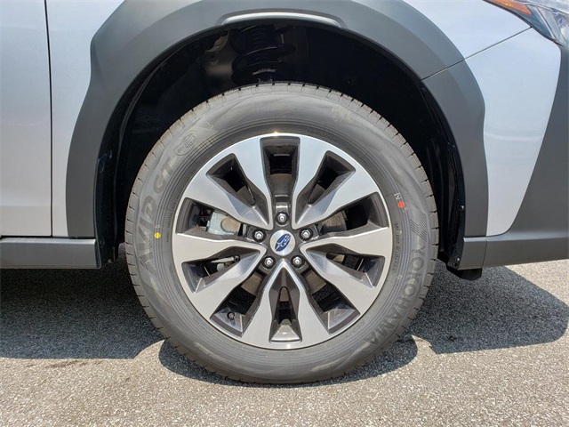 Vehicle image 12 of 17