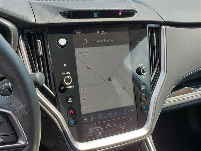 Vehicle image 11 of 17