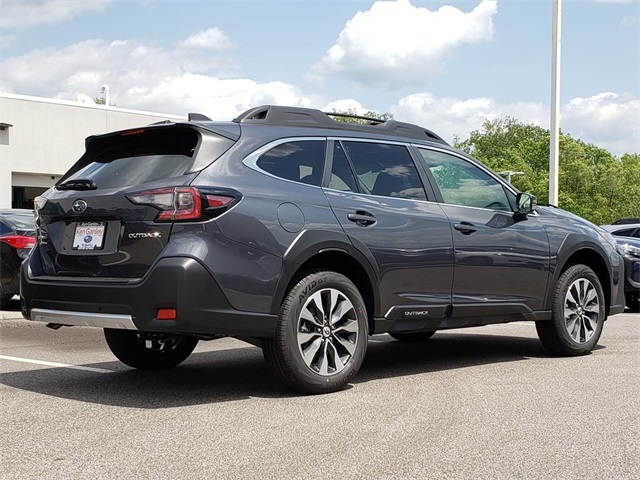 Vehicle image 4 of 17