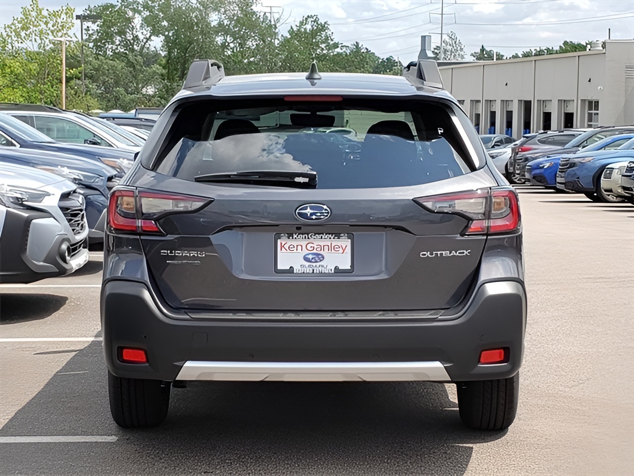Vehicle image 17 of 17