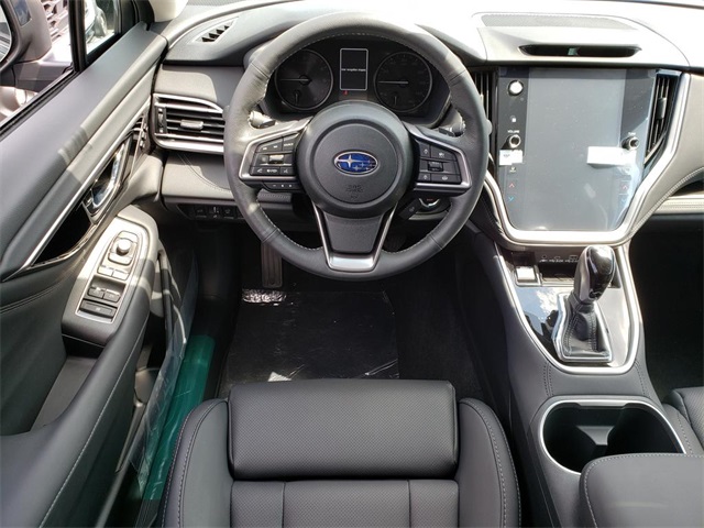 Vehicle image 10 of 17