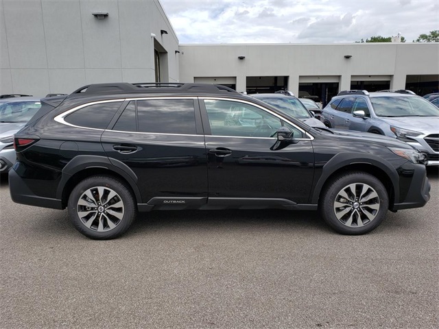 Vehicle image 3 of 12