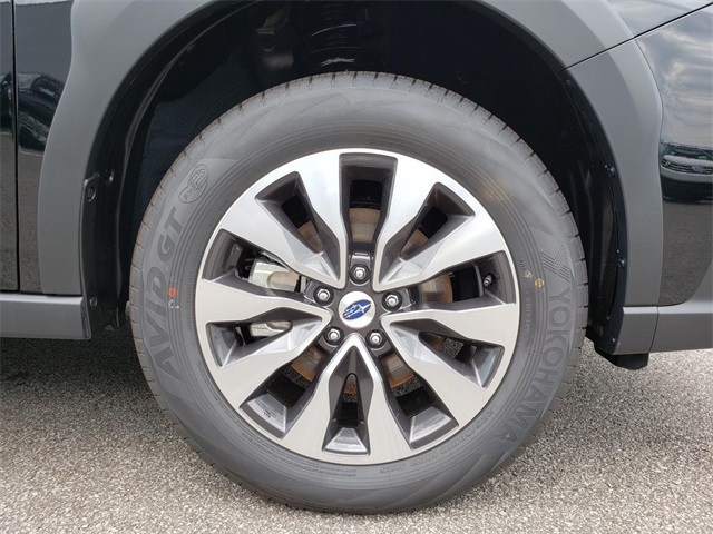 Vehicle image 6 of 12