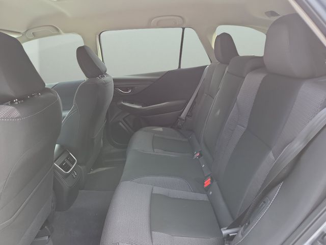 2025 Subaru Outback Premium Image 4 of 21