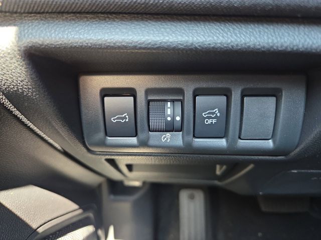 2025 Subaru Outback Premium Image 12 of 21