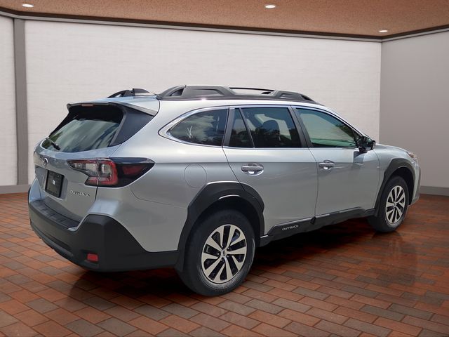 2025 Subaru Outback Premium Image 2 of 19