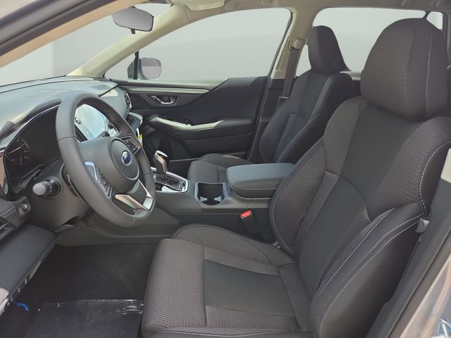 2025 Subaru Outback Premium Image 5 of 19