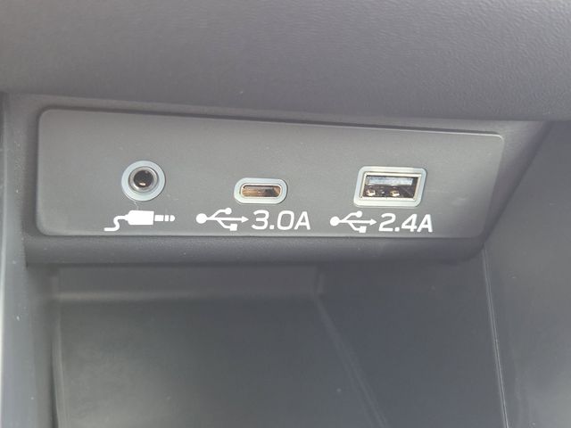 2025 Subaru Outback Premium Image 11 of 19