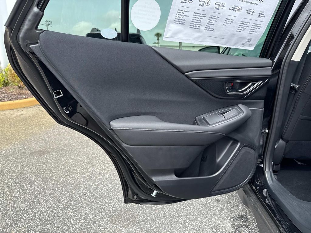 Vehicle image 10 of 35