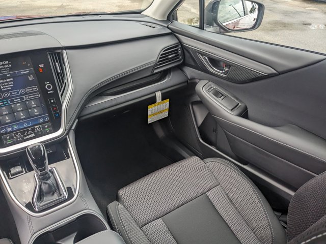 2025 Subaru Outback Premium Image 15 of 30