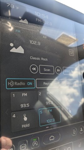 Vehicle image 11 of 18