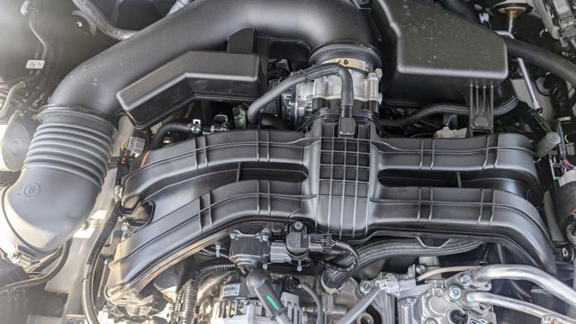 Vehicle image 16 of 18