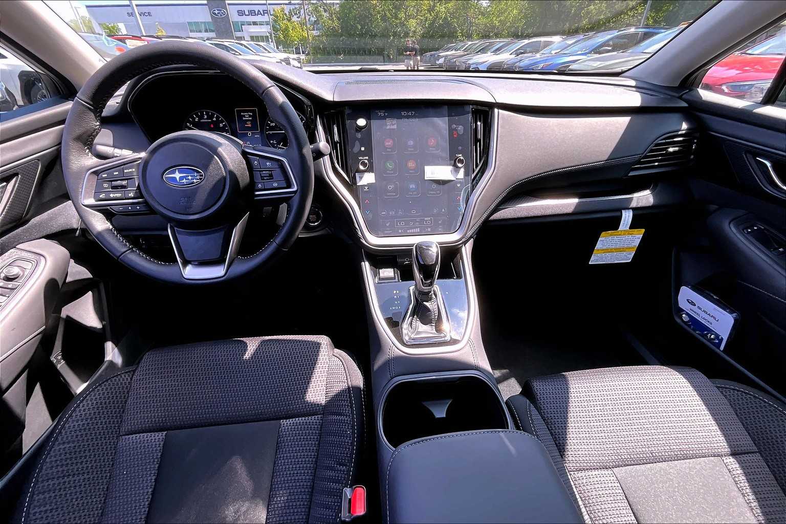 2025 Subaru Outback Premium Image 10 of 20