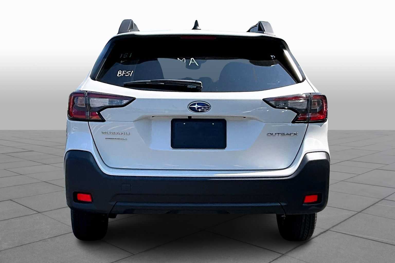 2025 Subaru Outback Premium Image 5 of 20