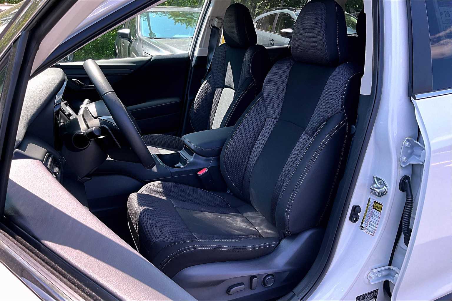 2025 Subaru Outback Premium Image 9 of 20