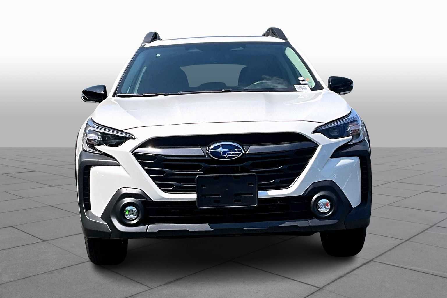 2025 Subaru Outback Premium Image 2 of 20