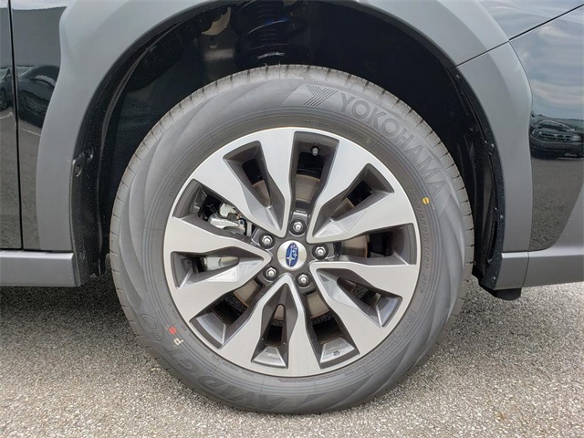 Vehicle image 6 of 12