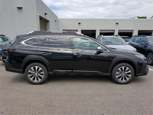 Vehicle image 3 of 12