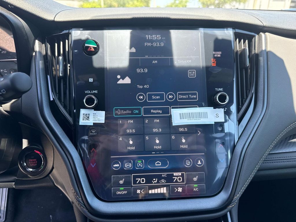 Vehicle image 20 of 36