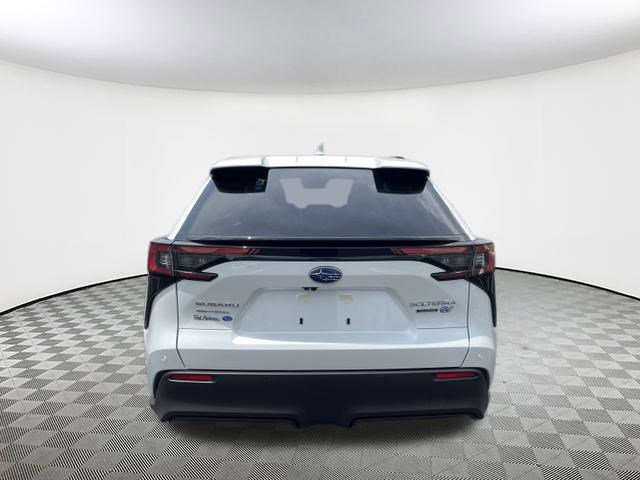 Vehicle image 7 of 34