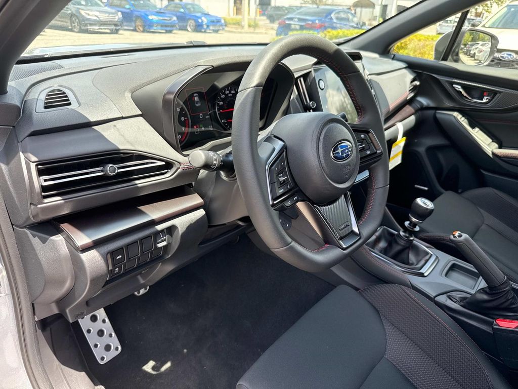 Vehicle image 16 of 38