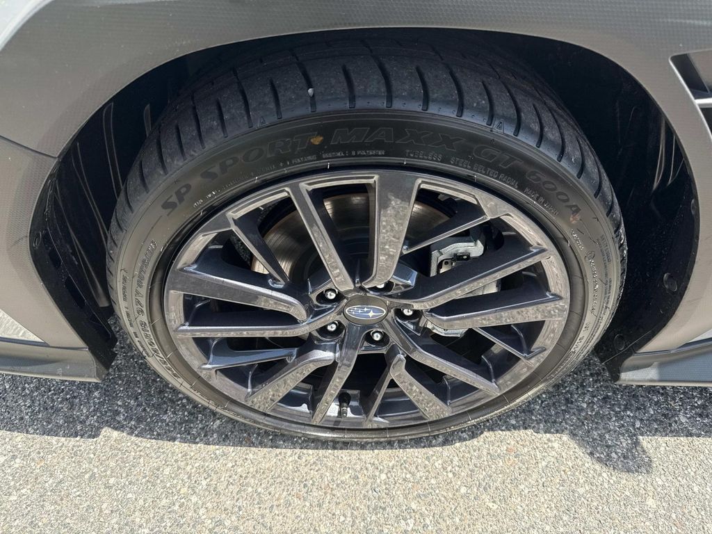 Vehicle image 8 of 38