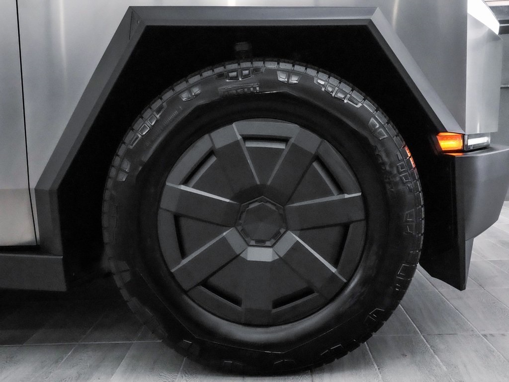Vehicle image 6 of 34