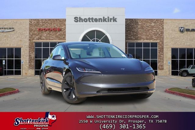 2025 Tesla Model 3 Long Range Image 3 of 34