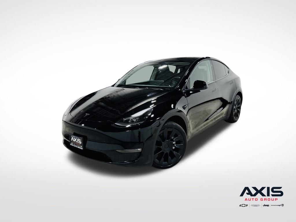2025 Tesla Model Y Long Range Image 1 of 54