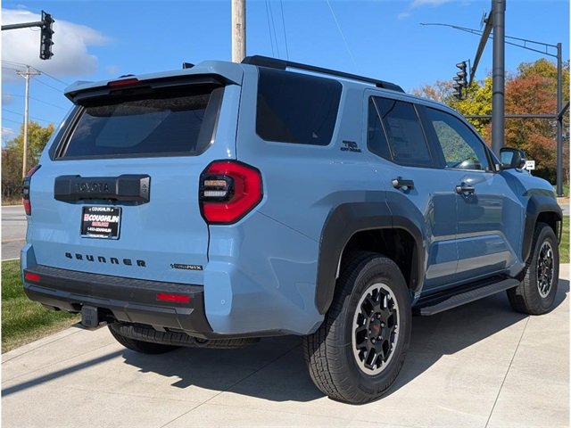 2025 Toyota 4Runner Hybrid TRD Off Road Premium Image 5 of 27