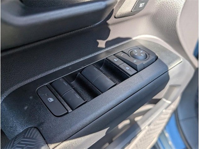 2025 Toyota 4Runner Hybrid TRD Off Road Premium Image 18 of 27