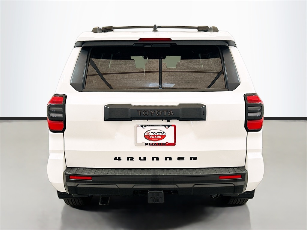 Vehicle image 5 of 28