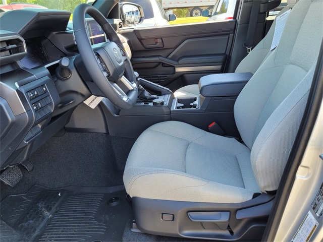 Vehicle image 10 of 29