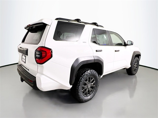 Vehicle image 5 of 33