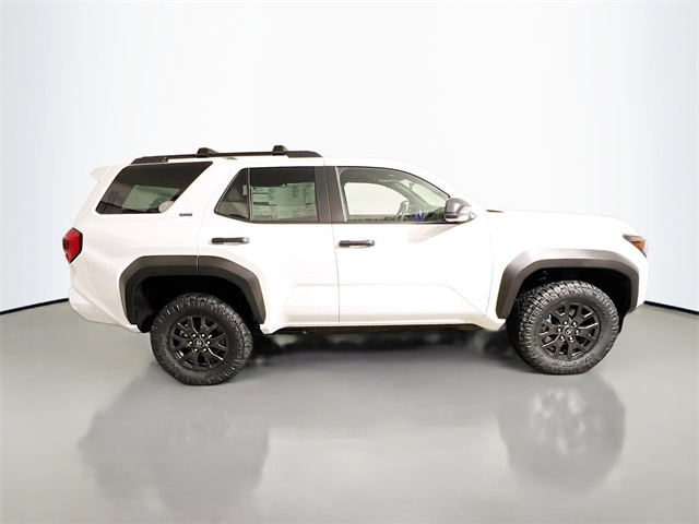 Vehicle image 4 of 33