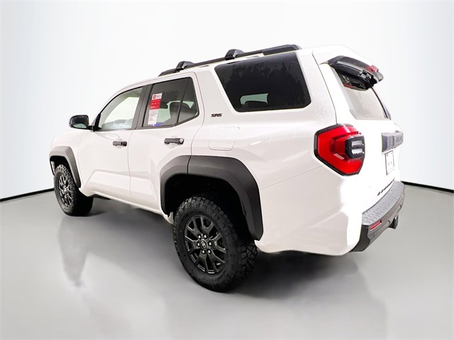 Vehicle image 7 of 33