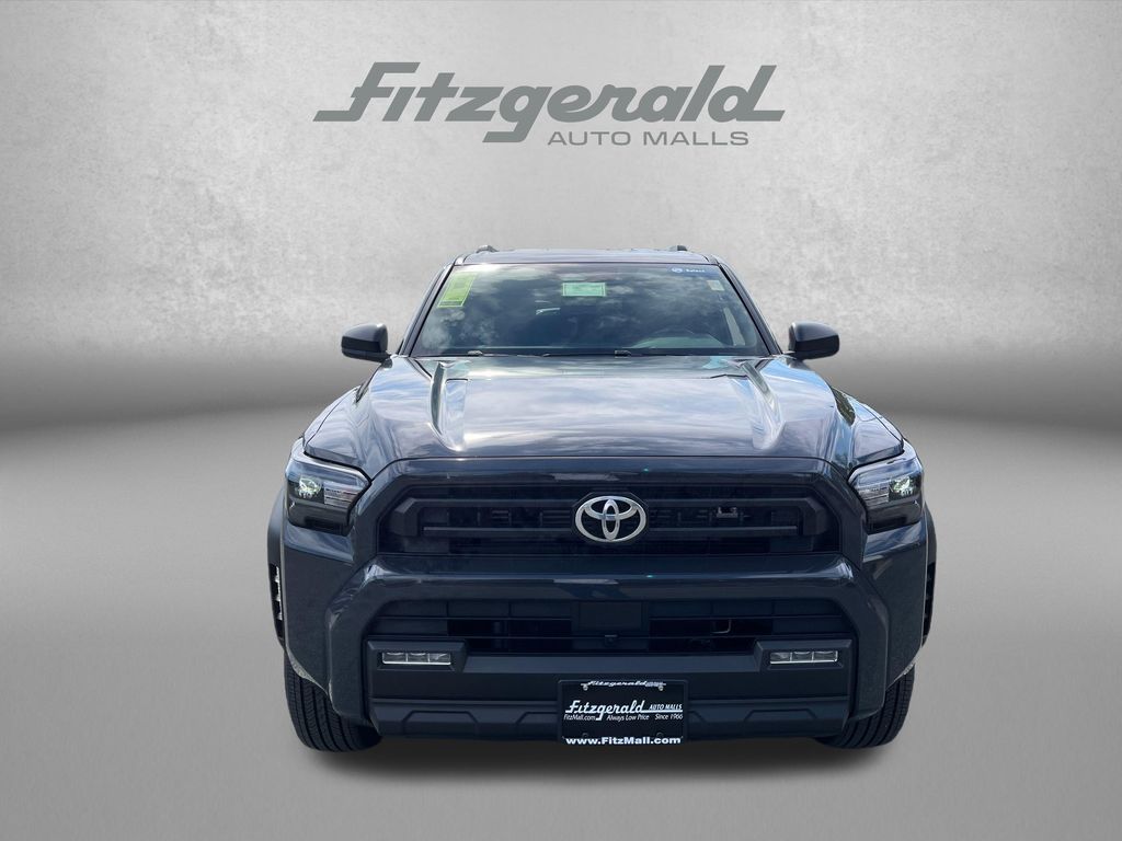 2025 Toyota 4Runner SR5 Image 2 of 44