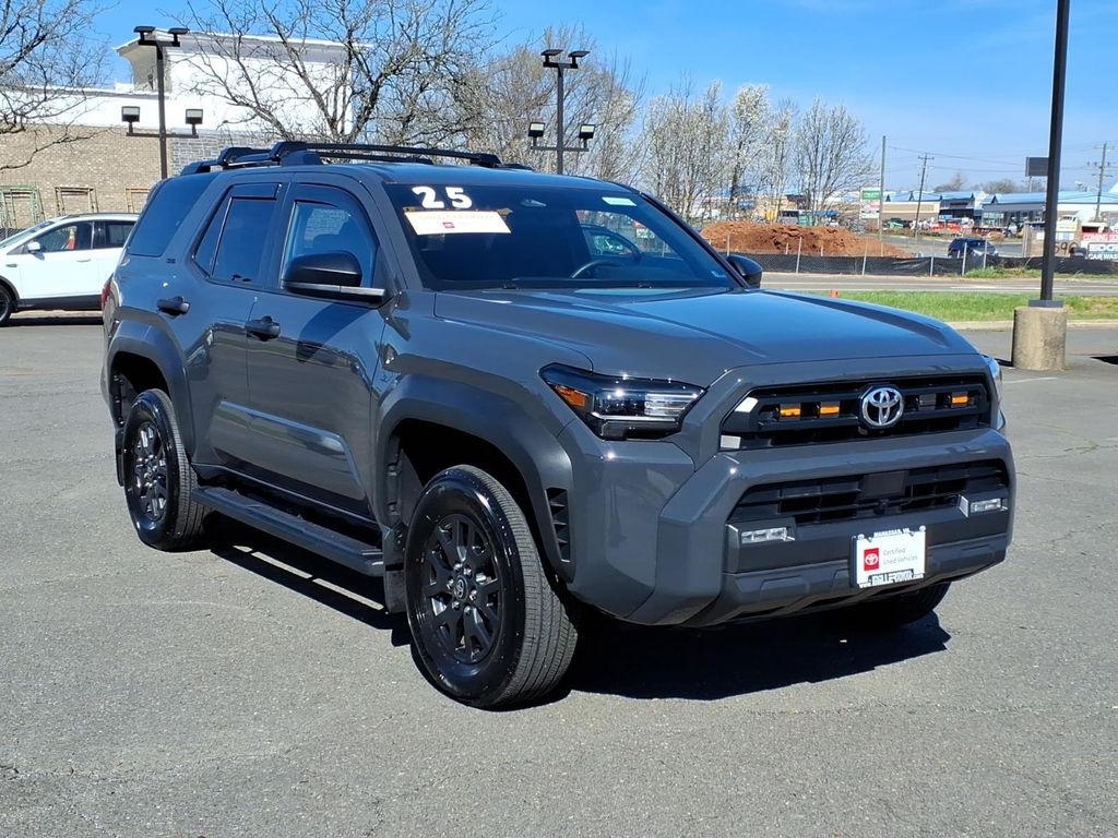 2025 Toyota 4Runner SR5 Image 2 of 18