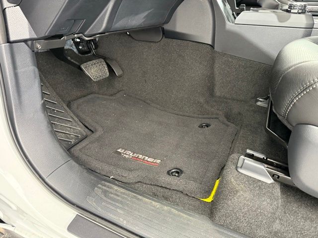 Vehicle image 28 of 56